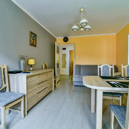 U Joli W Kolobrzegu Podczele - 2 Sypialnie, 50m2, Wifi I Parking Za Darmo! Appartement Kołobrzeg