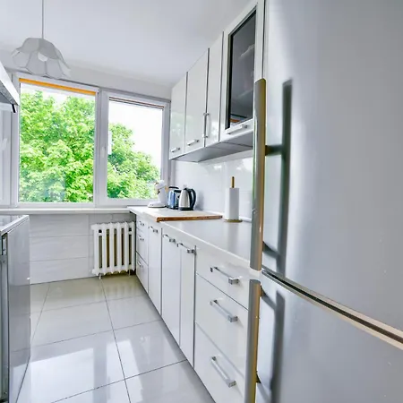 Apartment U Joli W Kolobrzegu Podczele - 2 Sypialnie, 50m2, Wifi I Parking Za Darmo! *